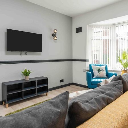 Willa 3-Bed Scouse House Near Anfield & Goodison Liverpool Zewnętrze zdjęcie