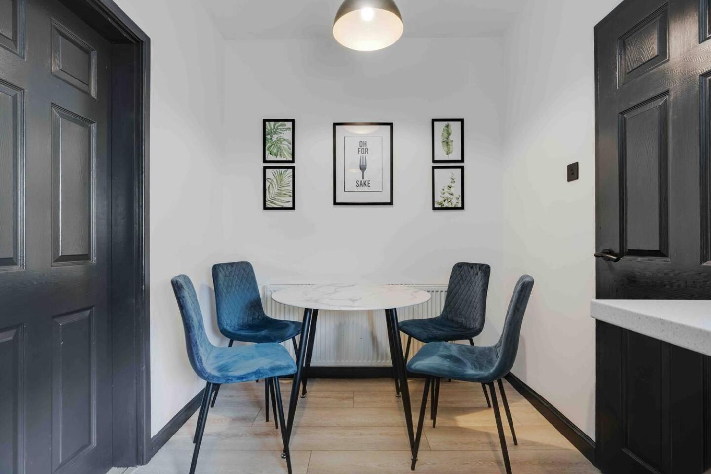 Willa 3-Bed Scouse House Near Anfield & Goodison Liverpool Zewnętrze zdjęcie